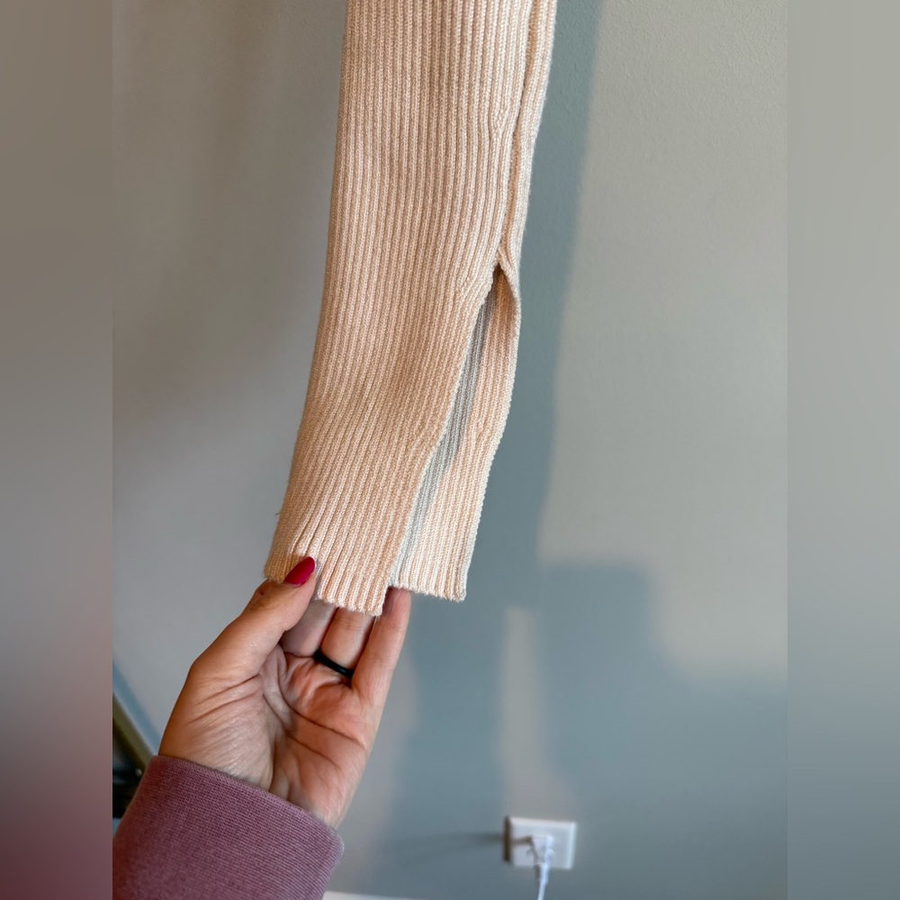 Zara Beige Ribbed Cropped Cardigan - Picture 5 of 10